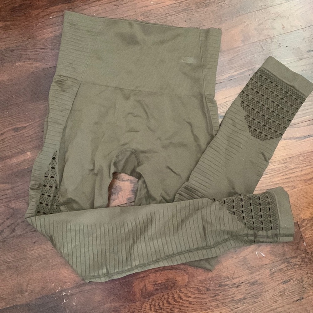 Green gymshark leggings
